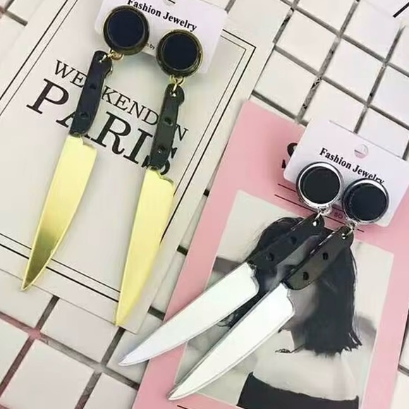 Spooky Gold Black Knife Earrings Creepy Goth Halloween Cosplay Statement Jewelry - Picture 9 of 10